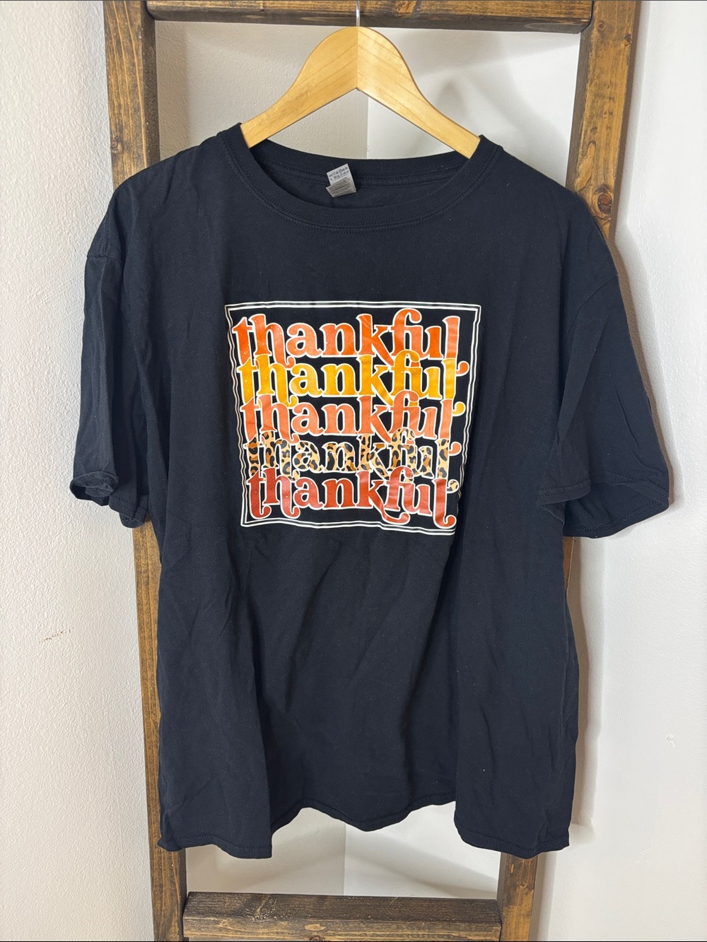 Gildan Black Short Sleeve Thankful Graphic T Shirt Size XL